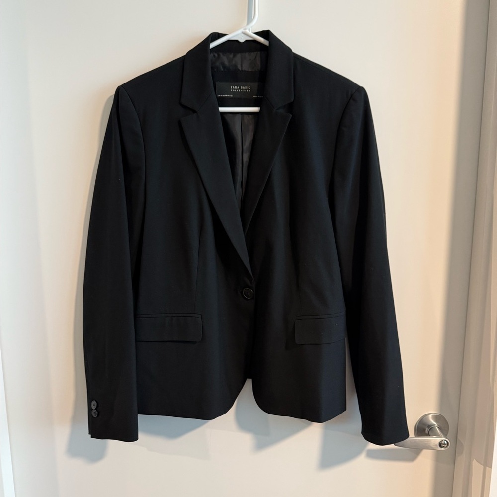 Zara Classic Black Blazer